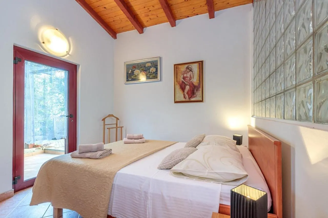 Apartment Nada Hırvatistan